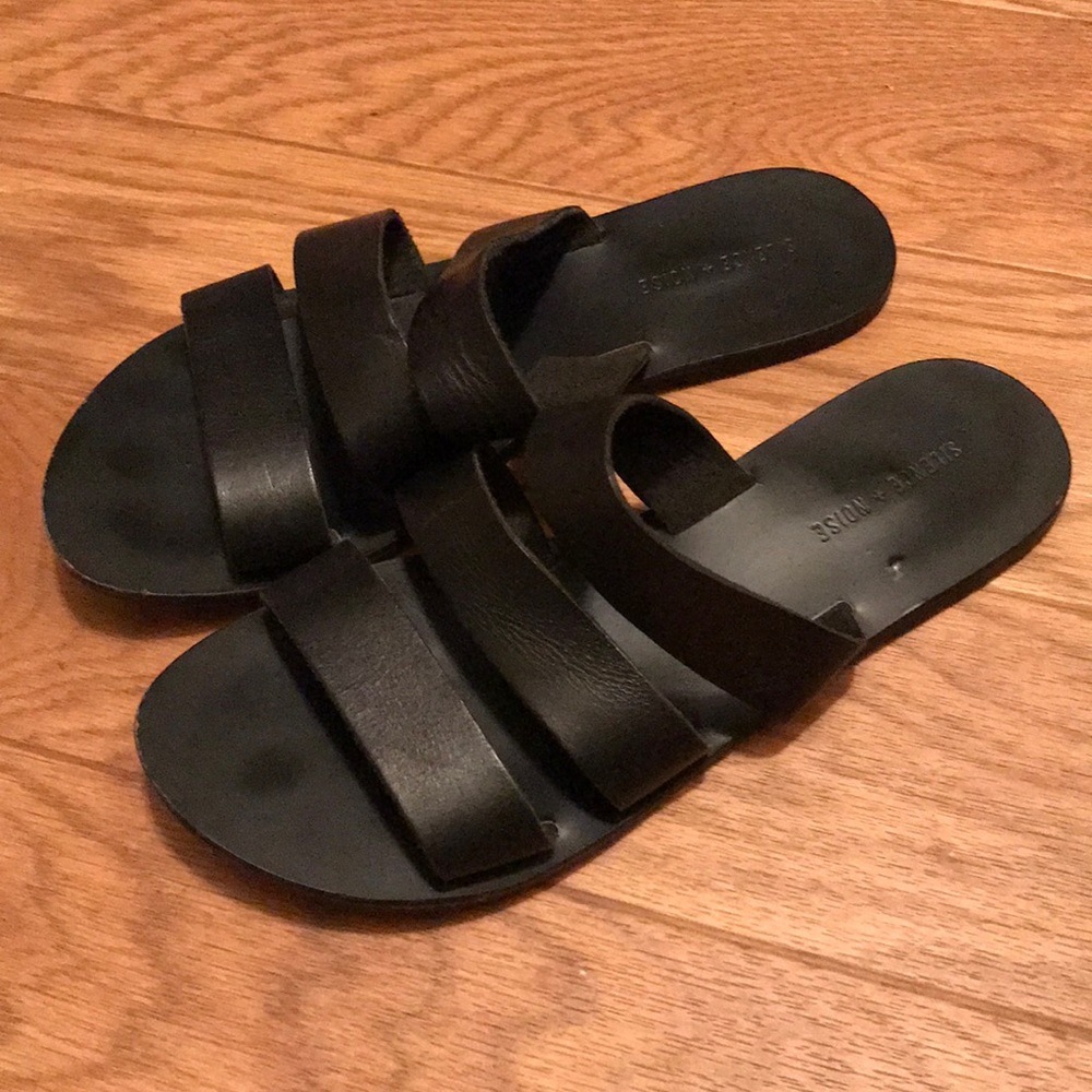 Silence+Noise sandals